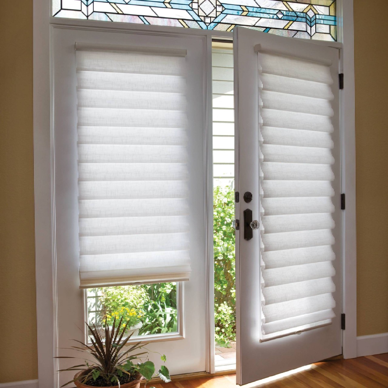 Hunter Douglas Vignette® Roman Shades installed on a home’s front door near Springfield, IL